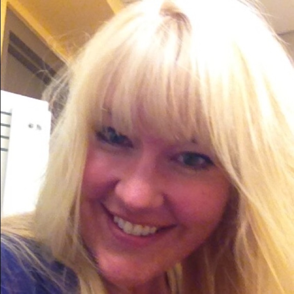Meet your Posher, Lizzy